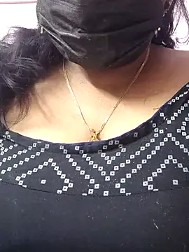 mallu-sumi online show from February 28, 2026, 5:45 pm