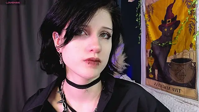 Snapshot of dark_vamp_ chatting on January 23, 2025, 3:43 pm dark vamp  online show from January 23, 2025, 3:43 pm