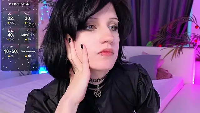 Snapshot of dark_vamp_ chatting on January 6, 2025, 8:46 am dark vamp  online show from January 6, 2025, 8:46 am