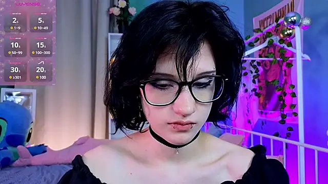 Snapshot of dark_vamp_ chatting on January 16, 2025, 5:33 pm dark vamp  online show from January 16, 2025, 5:33 pm