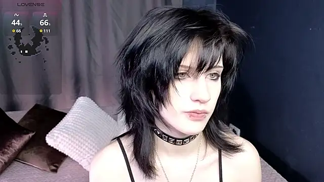 Snapshot of dark_vamp_ chatting on October 2, 2025, 1:03 pm dark vamp  online show from October 2, 2025, 1:03 pm