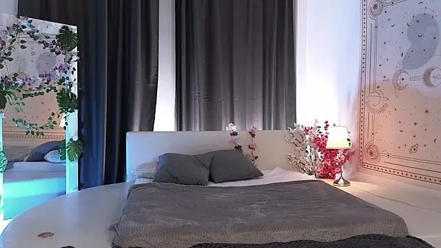 Snapshot of dark_vamp_ chatting on March 7, 2025, 10:46 am dark vamp  online show from March 7, 2025, 10:46 am