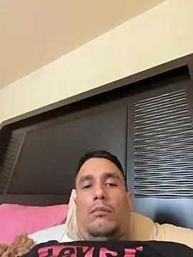 Snapshot of Ginessy chatting on February 13, 2026, 9:04 pm Ginessy online show from February 13, 2026, 9:04 pm