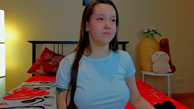 Snapshot of Mira_Karter chatting on May 3, 2026, 2:27 am Mira Karter online show from May 3, 2026, 2:27 am