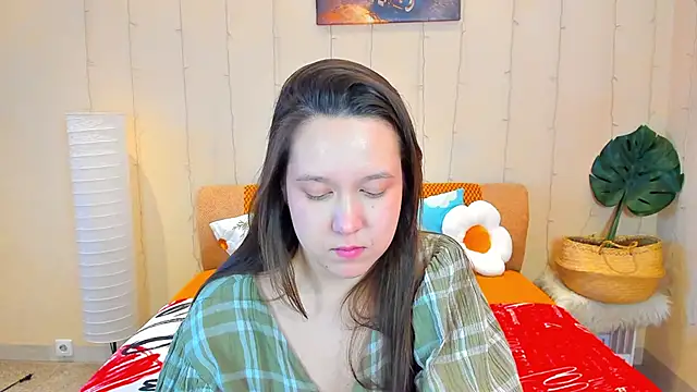 Snapshot of Mira_Karter chatting on April 9, 2026, 6:19 am Mira Karter online show from April 9, 2026, 6:19 am