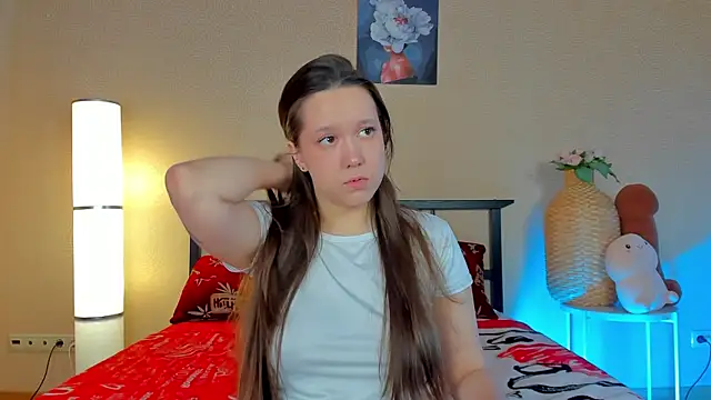 Snapshot of Mira_Karter chatting on May 20, 2026, 3:14 am Mira Karter online show from May 20, 2026, 3:14 am