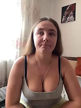 Snapshot of Joannakiss chatting on October 29, 2025, 12:04 pm Joannakiss online show from October 29, 2025, 12:04 pm