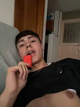 Snapshot of Im_juanda chatting on February 14, 2025, 5:57 pm Im juanda online show from February 14, 2025, 5:57 pm