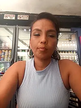 mariana mauricio hot online show from April 1, 2026, 9:12 pm