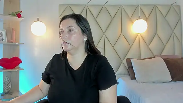angelswets online show from June 4, 2026, 2:00 pm