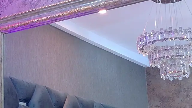 VanessaGlenn online show from July 11, 2026, 12:38 pm