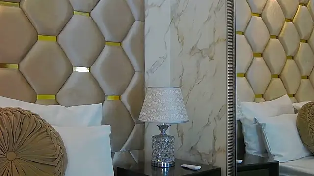 VanessaGlenn online show from February 11, 2026, 8:41 pm