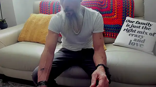 mindphu k online show from February 24, 2026, 7:48 pm