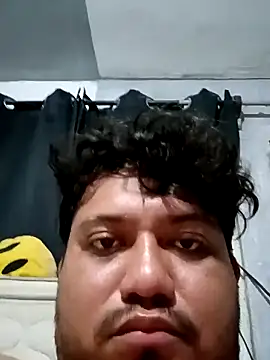 Palanquita4 online show from May 10, 2026, 3:32 am