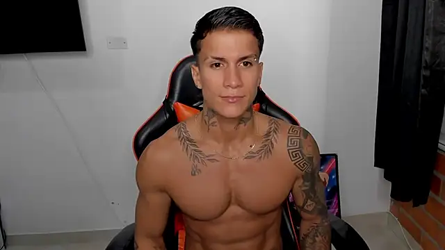 pettergrey1 online show from October 28, 2025, 11:03 pm