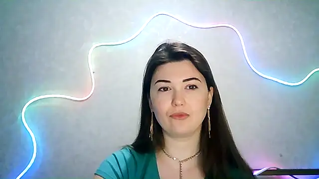 Snapshot of SeductiveTati chatting on September 25, 2025, 2:28 am SeductiveTati online show from September 25, 2025, 2:28 am