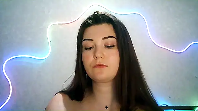 Snapshot of SeductiveTati chatting on September 10, 2025, 10:09 pm SeductiveTati online show from September 10, 2025, 10:09 pm