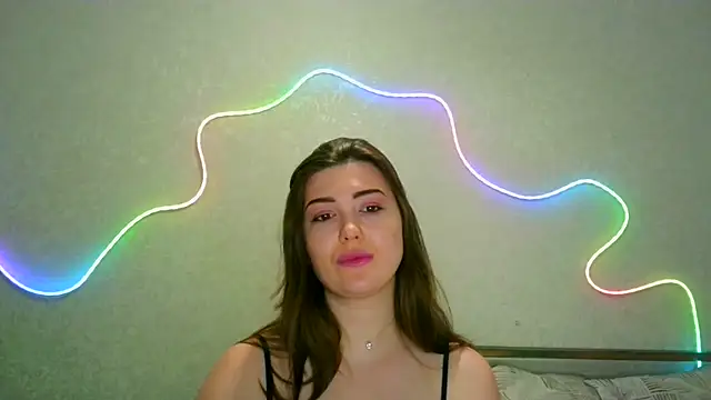 SeductiveTati online show from August 8, 2026, 9:33 pm