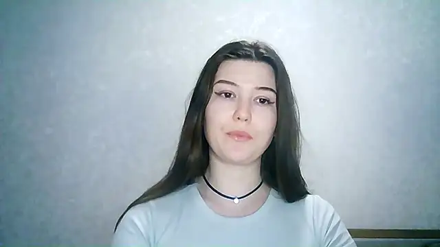 Snapshot of SeductiveTati chatting on December 18, 2024, 12:21 am SeductiveTati online show from December 18, 2024, 12:21 am