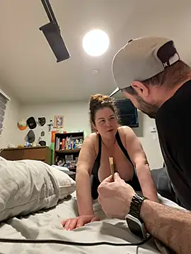 couplelti2 online show from February 23, 2025, 3:56 am