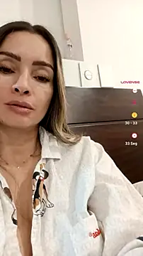 Loly Horny online show from June 30, 2026, 1:38 am