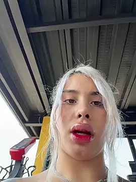 Snapshot of Tusumisahot chatting on February 28, 2026, 6:29 pm Tusumisahot online show from February 28, 2026, 6:29 pm