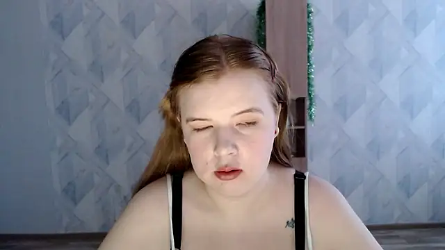 Snapshot of Melina_Hot9 chatting on January 13, 2026, 9:13 am Melina Hot9 online show from January 13, 2026, 9:13 am