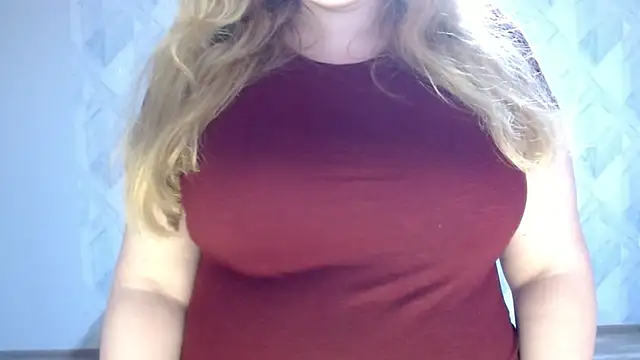 Snapshot of Melina_Hot9 chatting on June 19, 2026, 10:47 pm Melina Hot9 online show from June 19, 2026, 10:47 pm