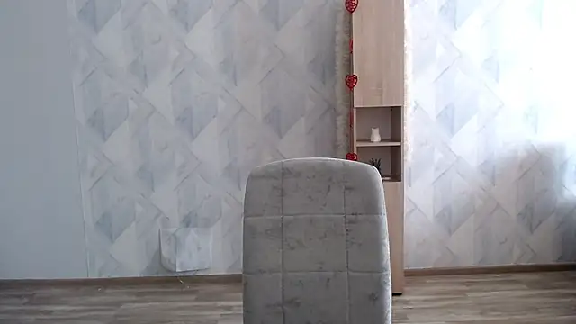 Snapshot of Melina_Hot9 chatting on February 18, 2026, 9:06 am Melina Hot9 online show from February 18, 2026, 9:06 am