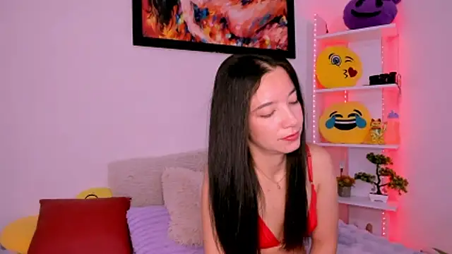 Manuelaa mejiia online show from November 14, 2025, 3:26 pm