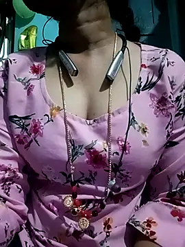 gunjan22 online show from February 17, 2025, 3:33 pm