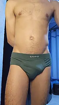 boyminerin00 online show from December 4, 2025, 1:48 am