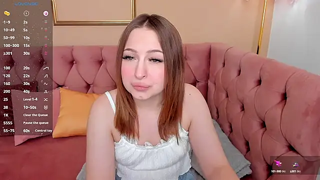 Snapshot of KetrinWhite chatting on March 5, 2025, 4:56 am KetrinWhite online show from March 5, 2025, 4:56 am