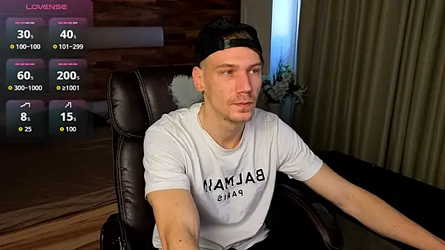 MateoBenjaminX online show from March 8, 2026, 11:57 am