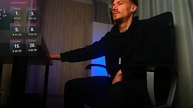 MateoBenjaminX online show from December 17, 2025, 11:26 am