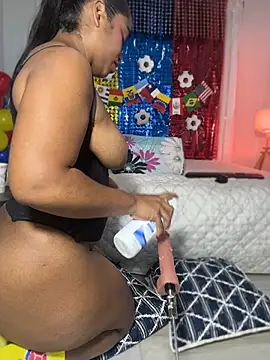 Snapshot of sweetebony_970 chatting on June 12, 2026, 12:47 pm sweetebony 970 online show from June 12, 2026, 12:47 pm