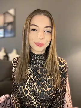 Mia Ethan online show from November 27, 2025, 9:21 am