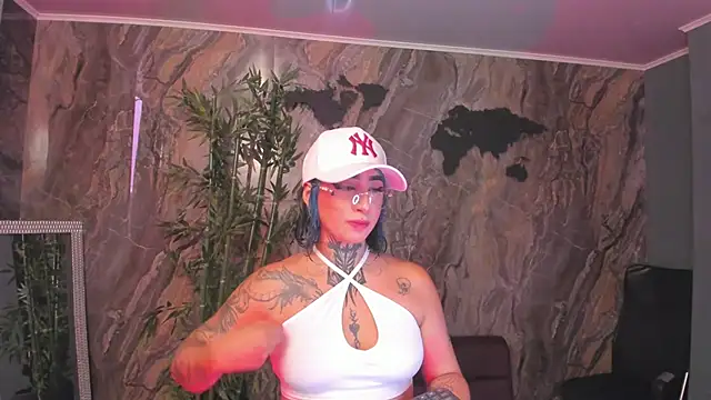 Alahia Dangelo online show from April 7, 2026, 5:26 pm