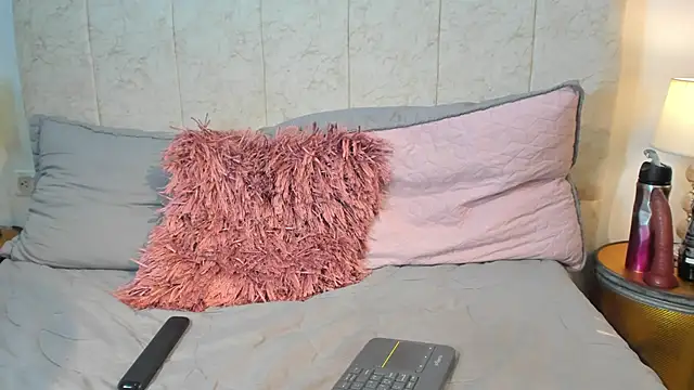  maria foxx  online show from March 9, 2026, 6:00 pm