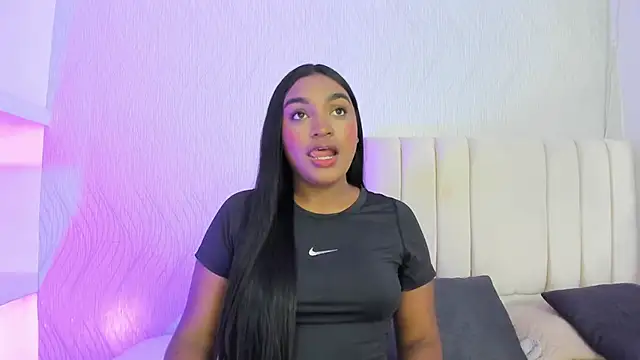 kayna gomez online show from November 25, 2025, 7:03 pm