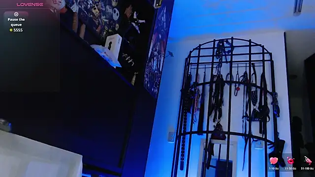 Carla fcoxx online show from February 7, 2026, 11:40 am