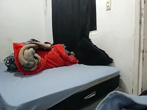 esjrobles online show from October 7, 2025, 12:39 pm