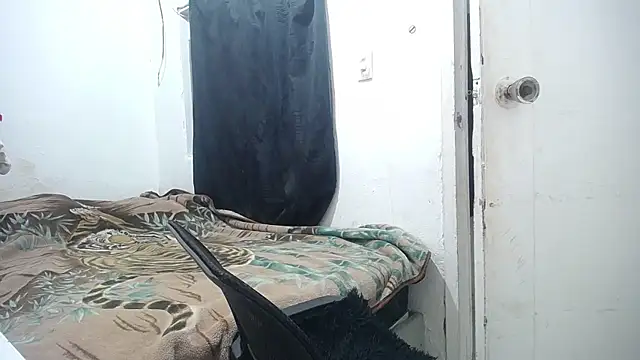 esjrobles online show from September 20, 2025, 11:48 am