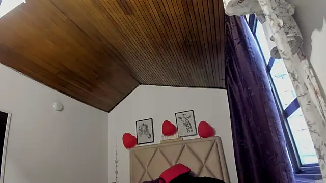 Snapshot of MonyCassius chatting on February 18, 2026, 12:12 pm MonyCassius online show from February 18, 2026, 12:12 pm