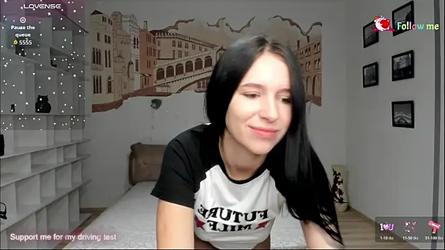 KarolinaBlacks online show from November 8, 2025, 6:39 am