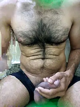 Snapshot of hard___cock chatting on May 6, 2026, 4:44 pm hard cock online show from May 6, 2026, 4:44 pm