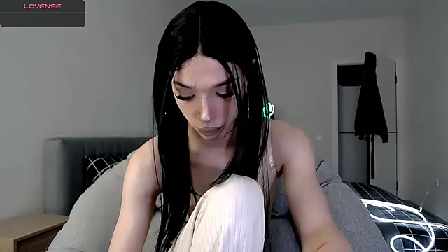 Dasha M online show from October 15, 2025, 10:23 am