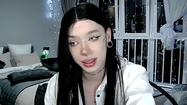 Dasha M online show from March 2, 2026, 5:42 pm