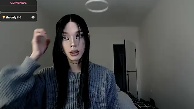 Dasha M online show from October 2, 2025, 9:01 am