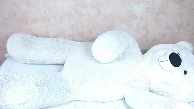 bellaa love  online show from March 5, 2025, 8:32 am